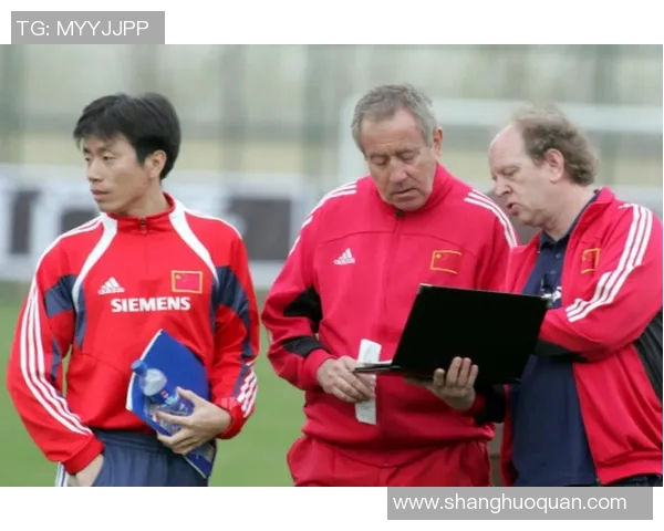 V5逆袭之路揭秘精英赛特别报道展现团队拼搏精神与战术智慧 V5逆袭之路揭秘精英赛特别报道展现团队拼搏精神与战术智慧